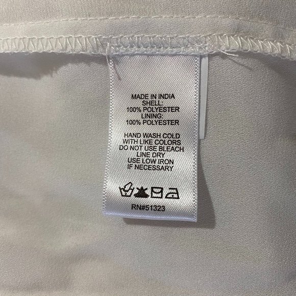 SOLD! CeCe Tie Neck & Cuffs Floral Eyelet Top In Soft Ecru size PL White - Picture 8 of 8